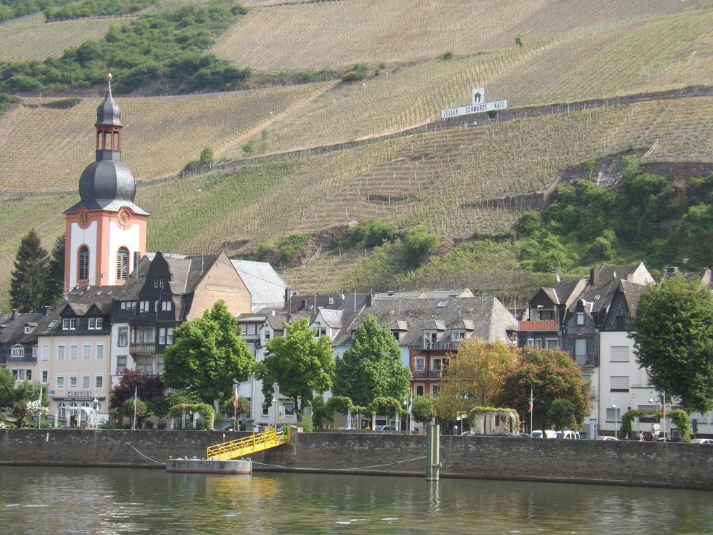 B&B Pension Winzerhaus Zell-Mosel المظهر الخارجي الصورة